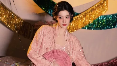 雷军回应对标苹果